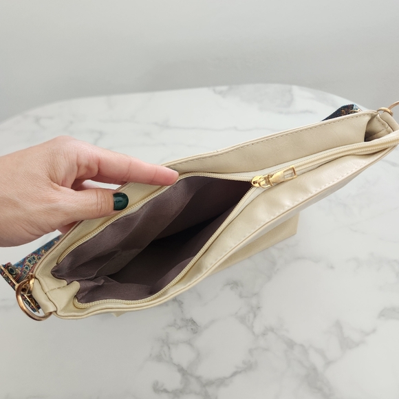 Unisex Creamy White Pu Leather Tote Bag with Patterned Boho Strap - Picture 11 of 14